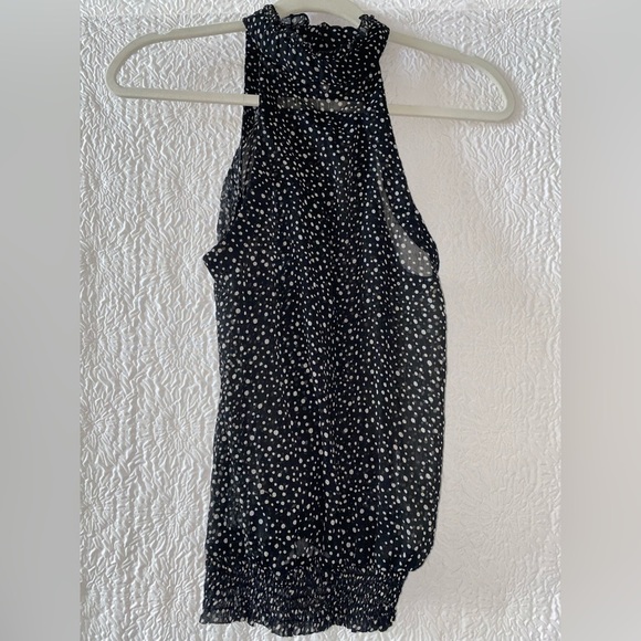 PASSPORT Polka Dot Ruffle Button Up Sleeveless Blouse - Picture 4 of 10